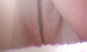 熟女巨乳の毛皮のコートの穴の穴の大きなボルトの警察官 エロ 動画 女の子 向け