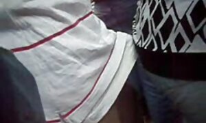 ランジェリー巨乳を持つ女性と肛門と膣重力で自慰行為をします アダルト 動画 女性 向き