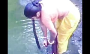 女の子のお尻を見てください。 女性 向け エロ 無料 動画