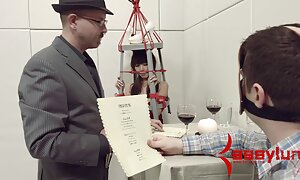セックス若いカップル。 アダルト 無料 女性 専用