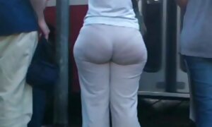 ブルネットと大きな戦利品は、ラッパーのポーズ69によって犯さと彼女の猫を彼女の側に与えた 無料 エロ 動画 女性 むけ