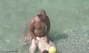 Mulattoのためのバイブレーター。 女性 向け えっち な 動画
