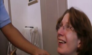 Alexa エロ 動画 女性 向け バイブ Novaにカラフルなドレスねじ込み男に二つの穴