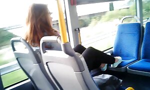 Assfucking熟女fucksとともに彼女の恋人でフロントのザウィンドウ エロ い 動画 女性 用