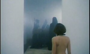 大人の叔母は、窓の近くの男をクソと舌の上に精液を取っています 女性 向け 無 修正 エロ 動画