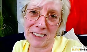 成熟した女性は、帽子を持つ短い髪の男を披露します アダルト 動画 無料 女性 用