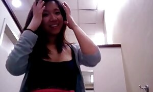 アパートのメンバーにホステスを置く。 イケメン 無料 アダルト 動画